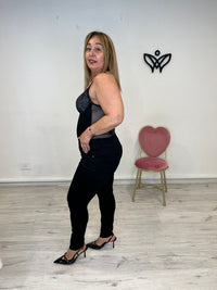 Pantalón vaquero denim pitillo efecto push up negro