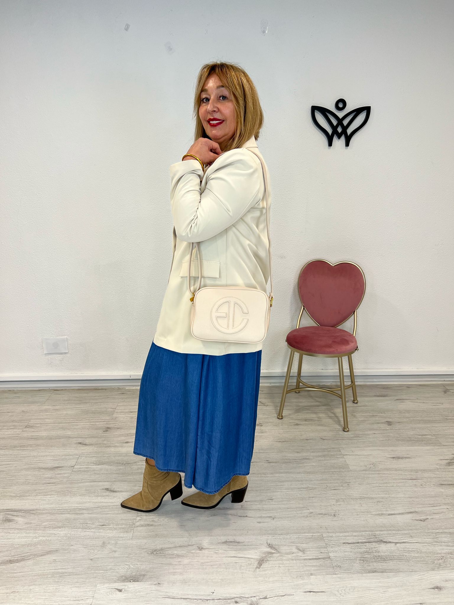 Bolso cuadrado bandolera beis