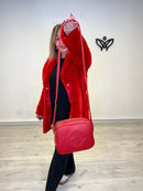 Bolso polipiel cuadrado asa larga rojo