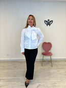 Camisa algodón cuello redondo con lazo  blanca