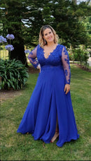 Vestido fiesta largo manga larga brillo escote pico talla curvy azulón