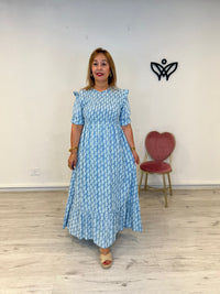 Vestido largo tejido vaquero nido de abeja en el pecho azul