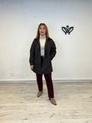 Trench parka corta forrada con capucha marrón chocolate