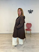 Trench larga gabardina con capucha cierre cremallera marrón chocolate