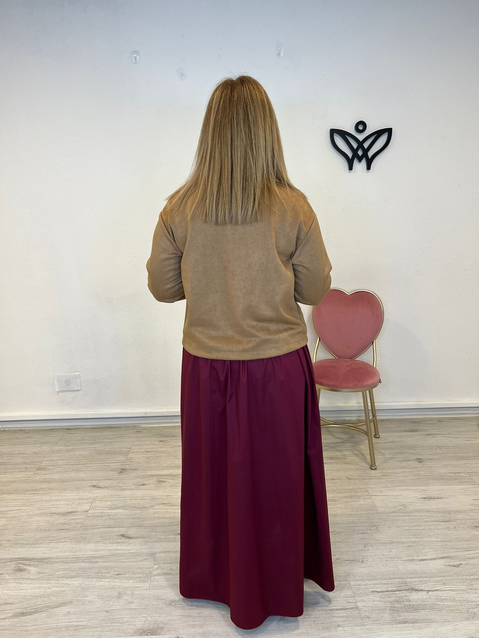 Chaqueta corta de ante con botones forrada camel