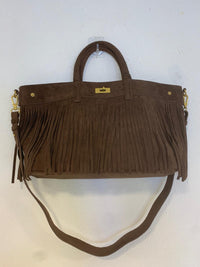 Bolso de ante con flecos rectangular con asas cortas y larga marrón