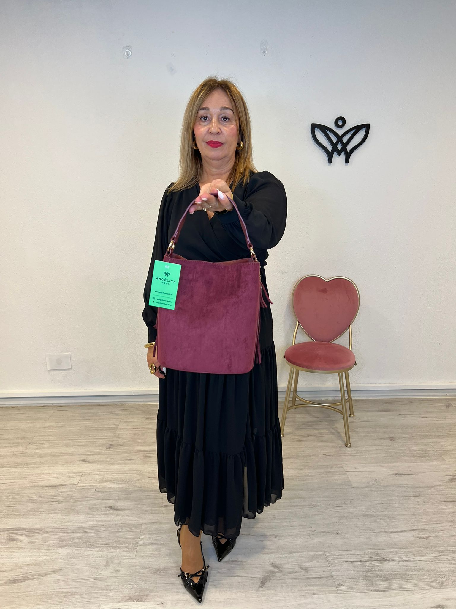 Bolso de ante con flecos bombonera asa corta y larga burdeos