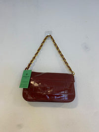 Bolso cartera alargado polipiel brillo asa doradas burdeos