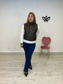 Chaleco acolchado corto ligero forrado y cierre con cremallera marrón chocolate