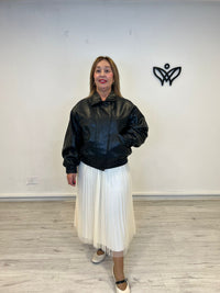 Cazadora bomber forrada abrocha con cremallera polipiel negra