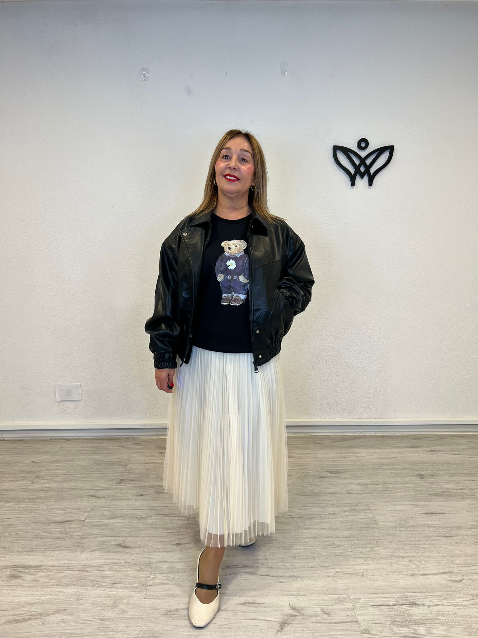 Cazadora bomber forrada abrocha con cremallera polipiel negra