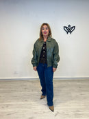Bomber cazadora polipiel forrada en verde oliva