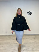 Capa de paño con cinturón negra