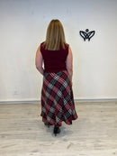 Jersey de punto de cuello subido sin mangas en burdeos