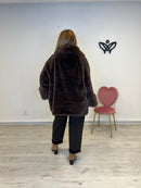 Chaquetón corte capa de pelo forrado marron chocolate