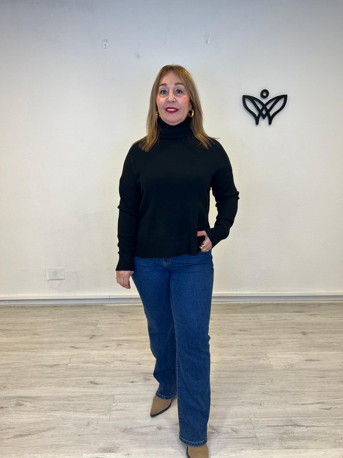 Jersey de punto largo de cuello subido negro