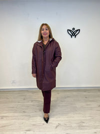 Gabardina trench impermeable con forro capucha burdeos