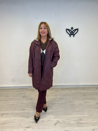 Gabardina trench impermeable con forro capucha burdeos