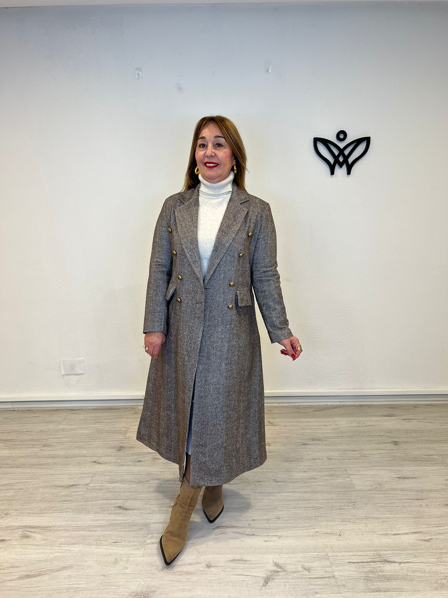 Abrigo largo estampado de espigas marrón chocolate