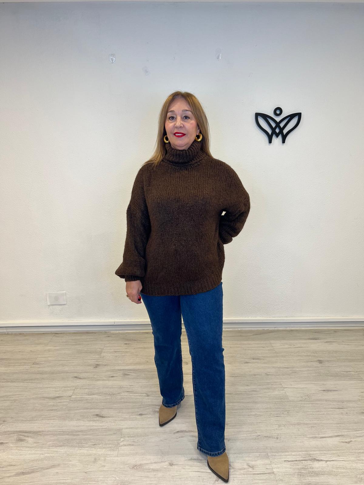Jersey de cuello subido de punto gordo oversize marrón chocolate