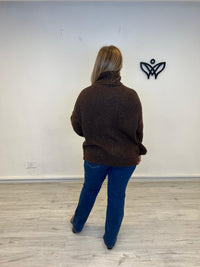 Jersey de cuello subido de punto gordo oversize marrón chocolate