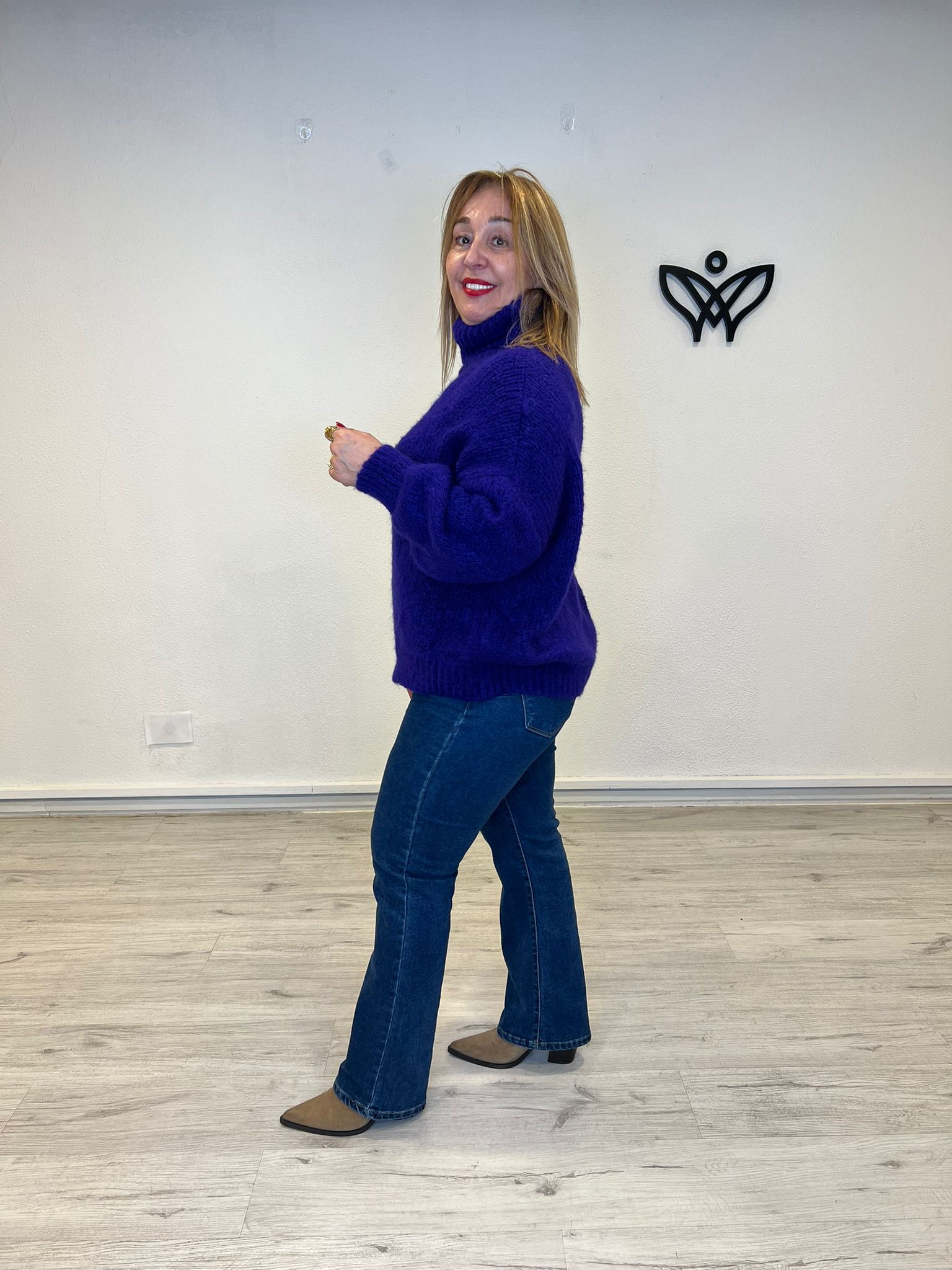 Jersey de cuello subido de punto gordo oversize violeta