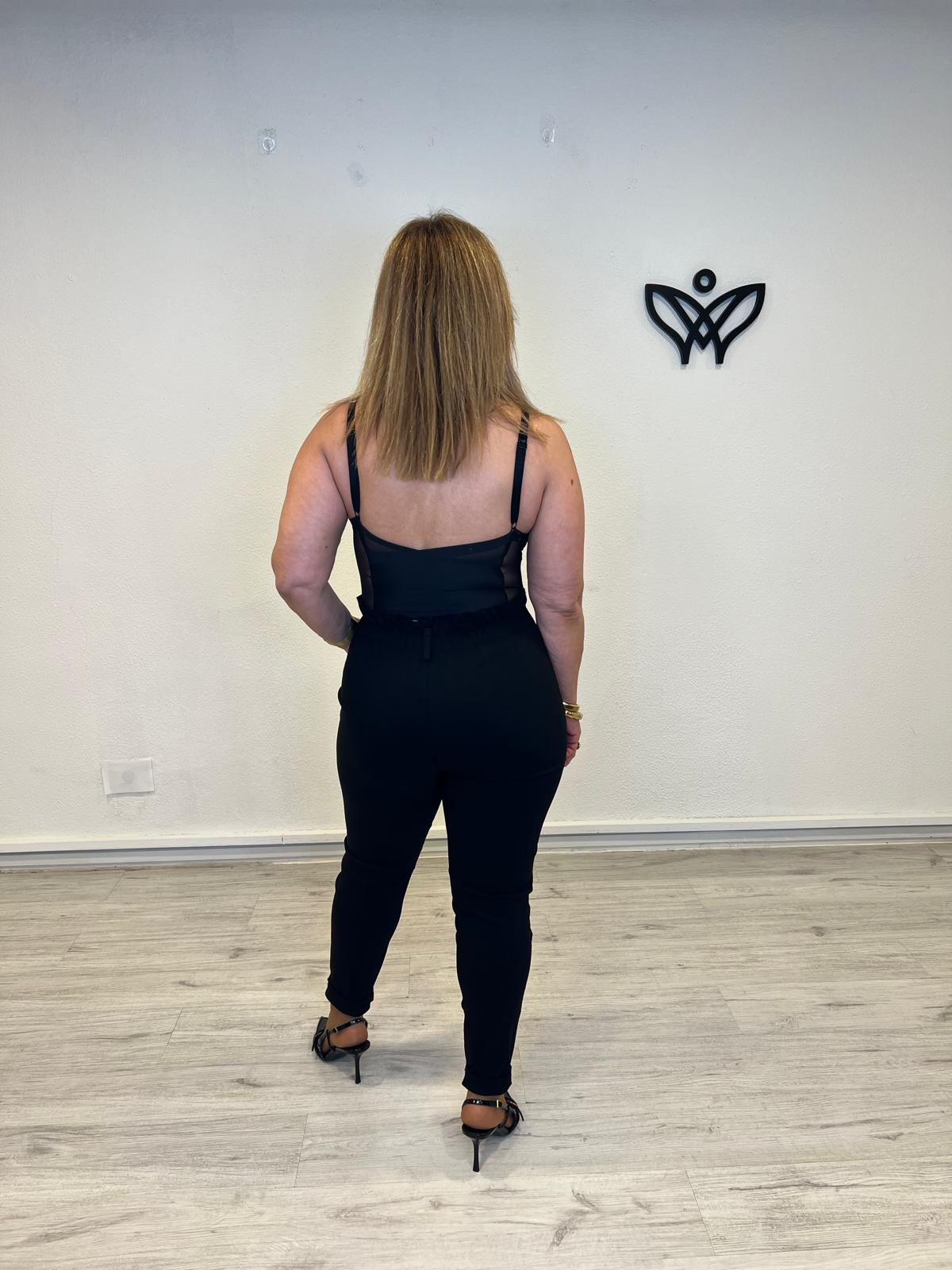 Pantalón elástico tiro alto goma en la cintura negro