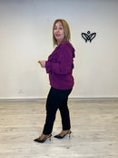 Camisa blusón escote en pico de gasa con volantes manga larga burdeos