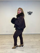 Cazadora bomber chaqueta con pelo en el cuello y puños marrón chocolate