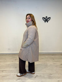 Trench gabardina impermeable acolchada larga beis