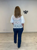 Camisa blanca bordado inglés mujer elegante