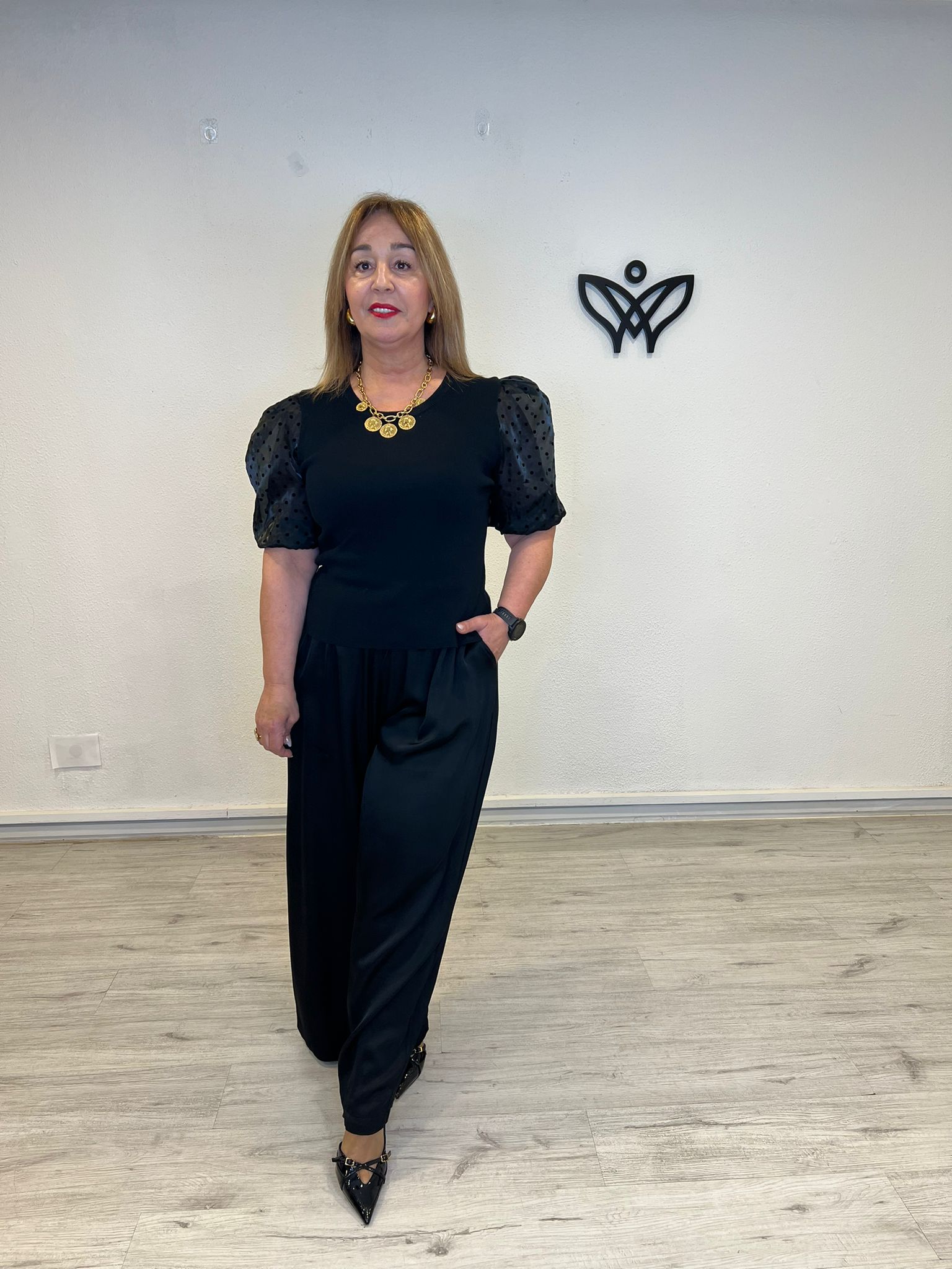 Pantalón palazzo negro satinado