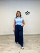 Pantalón satinado azul marino cómodo y elegante