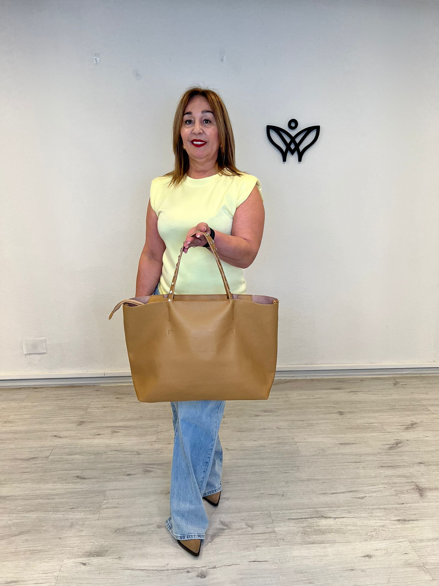 Bolso shopper de piel camel con doble asa