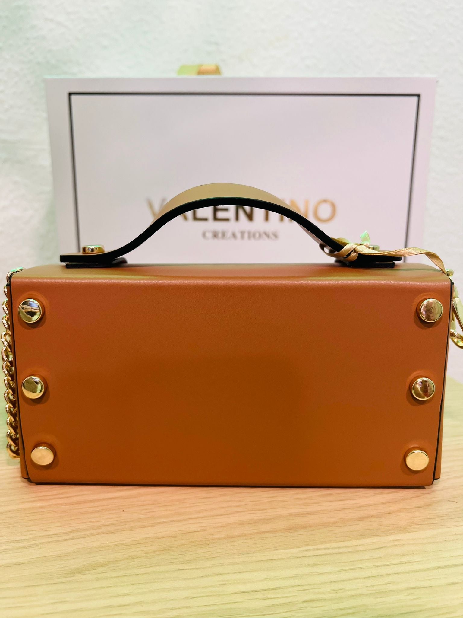 Bolso cuadrado piel marrón valentino