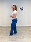 Camiseta beige con puntilla