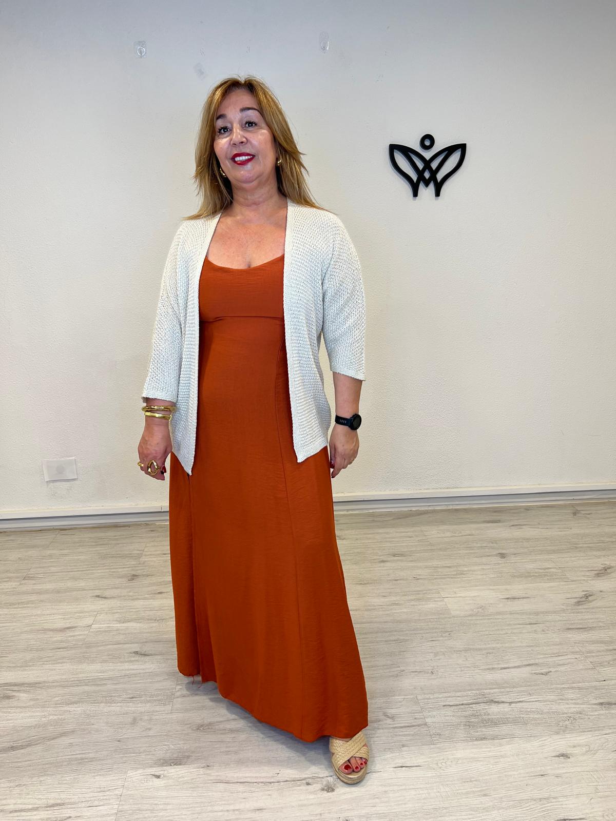Chaqueta de punto ligera de verano en beis