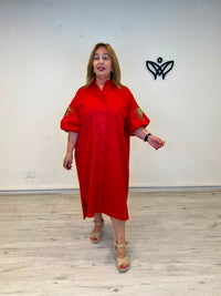 Vestido camisero rojo curvy con manga abullonada y detalle floral