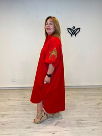 Vestido camisero rojo curvy con manga abullonada y detalle floral