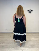 Vestido largo negro con detalle beige de tirantes