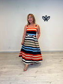Vestido midi de rayas multicolor en tonos teja con bolsillos