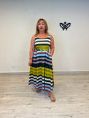 Vestido midi de rayas multicolor en tonos verde militar con bolsillos