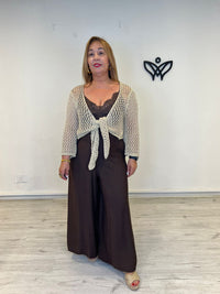 Chaqueta de crochet con nudo beige