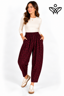 Pantalón balloon animal print burdeos con cintura elástica y bolsillos