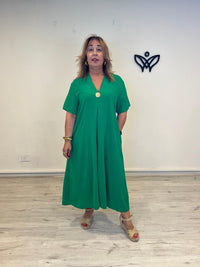 Vestido oversize verde con escote en pico
