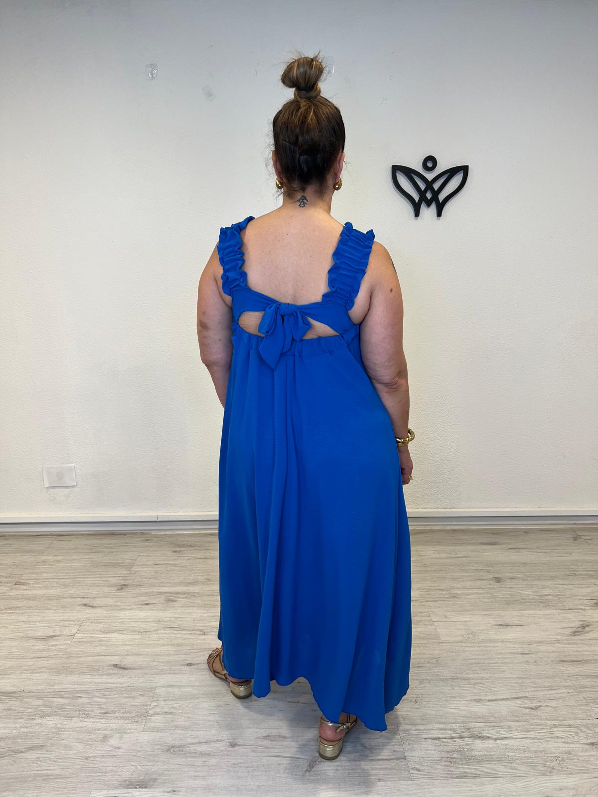 Vestido largo azul con escote cuadrado y lazo en la espalda