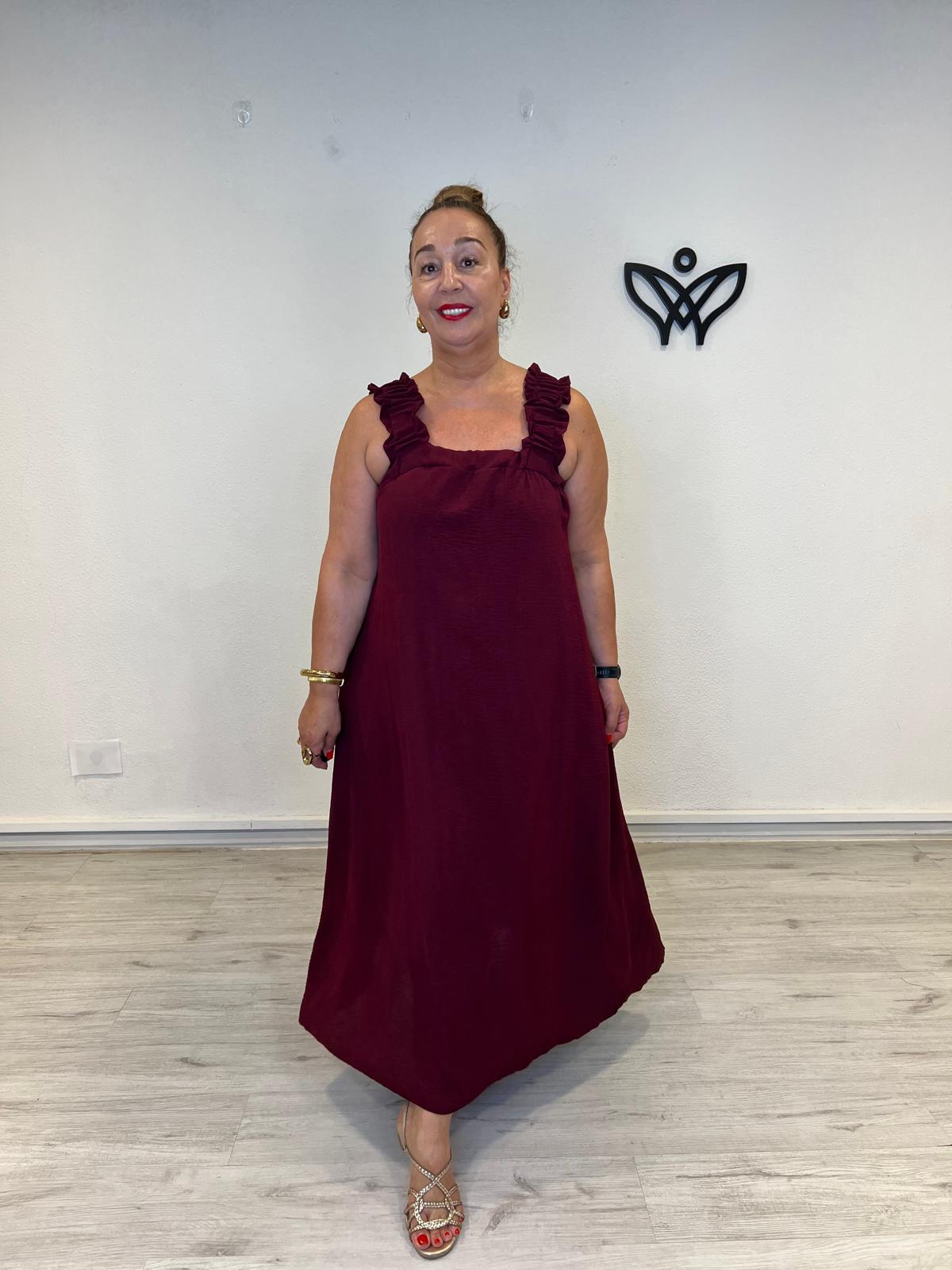 Vestido largo burdeos con escote cuadrado y tirantes de volantes