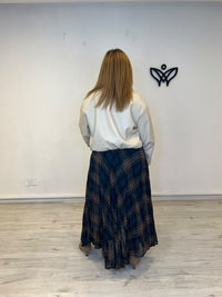 Cazadora bomber beige de polipiel con cremallera