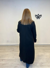 Abrigo de paño largo con solapas corte clásico forrado negro