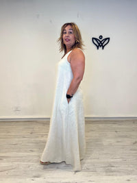Vestido largo de lino blanco con bolsillos